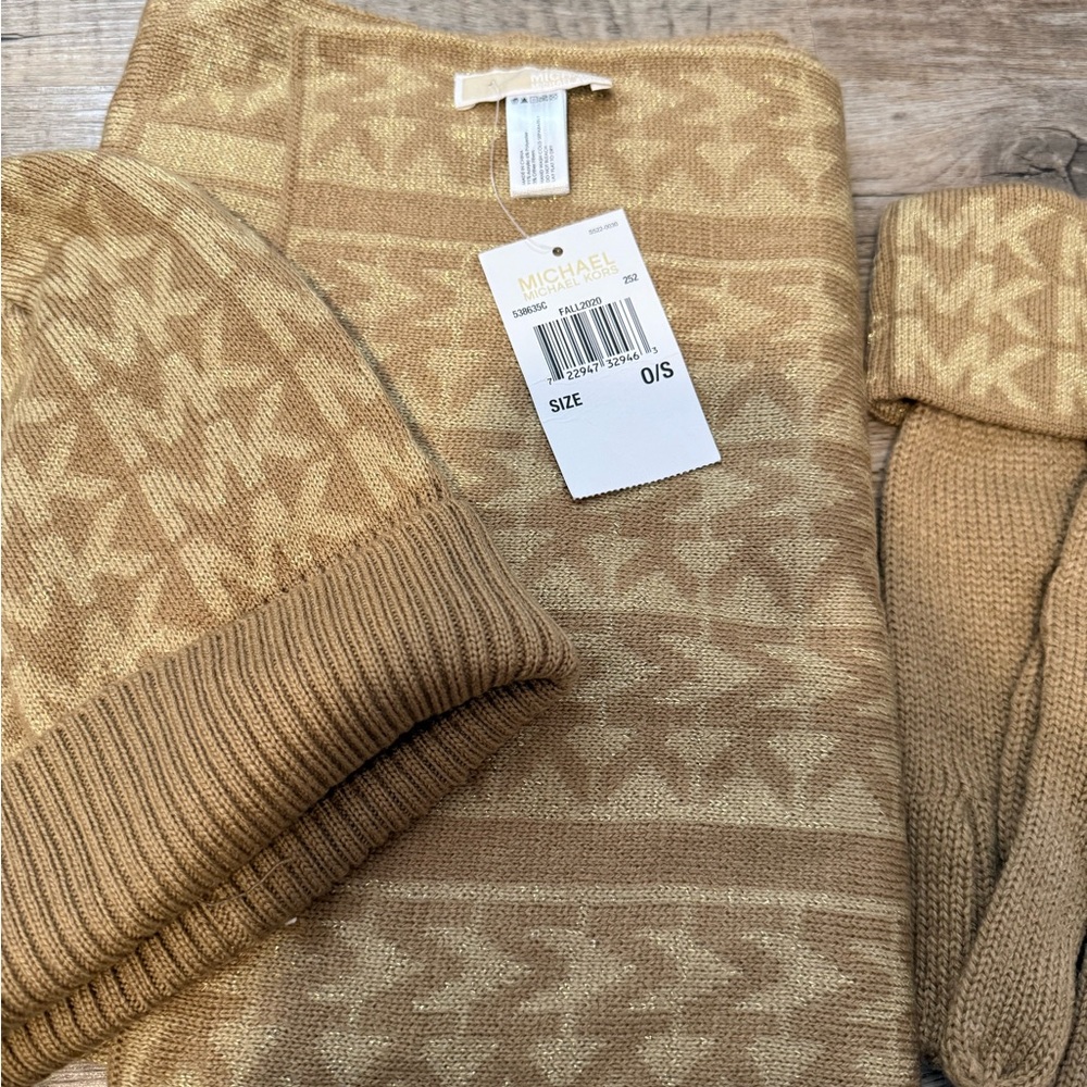 NWT Glitter Michael Kors MK Logo Knit Hat, Scarf & Glove Set - Picture 3 of 3